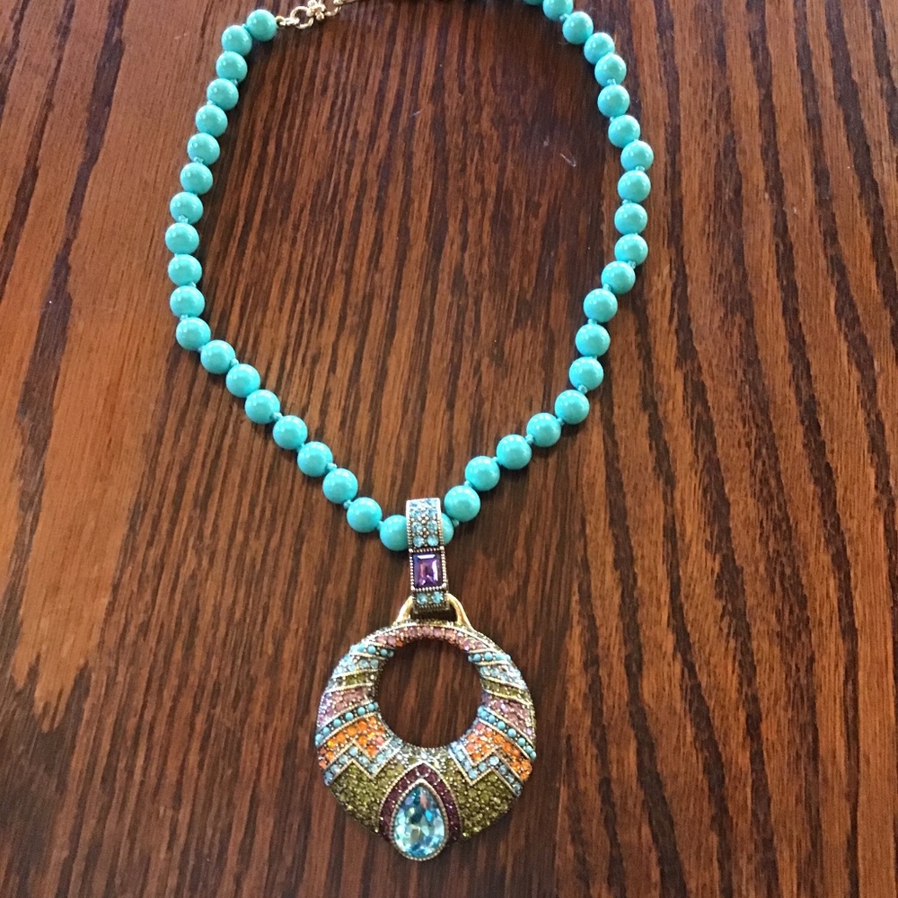 Turquoise bead necklace